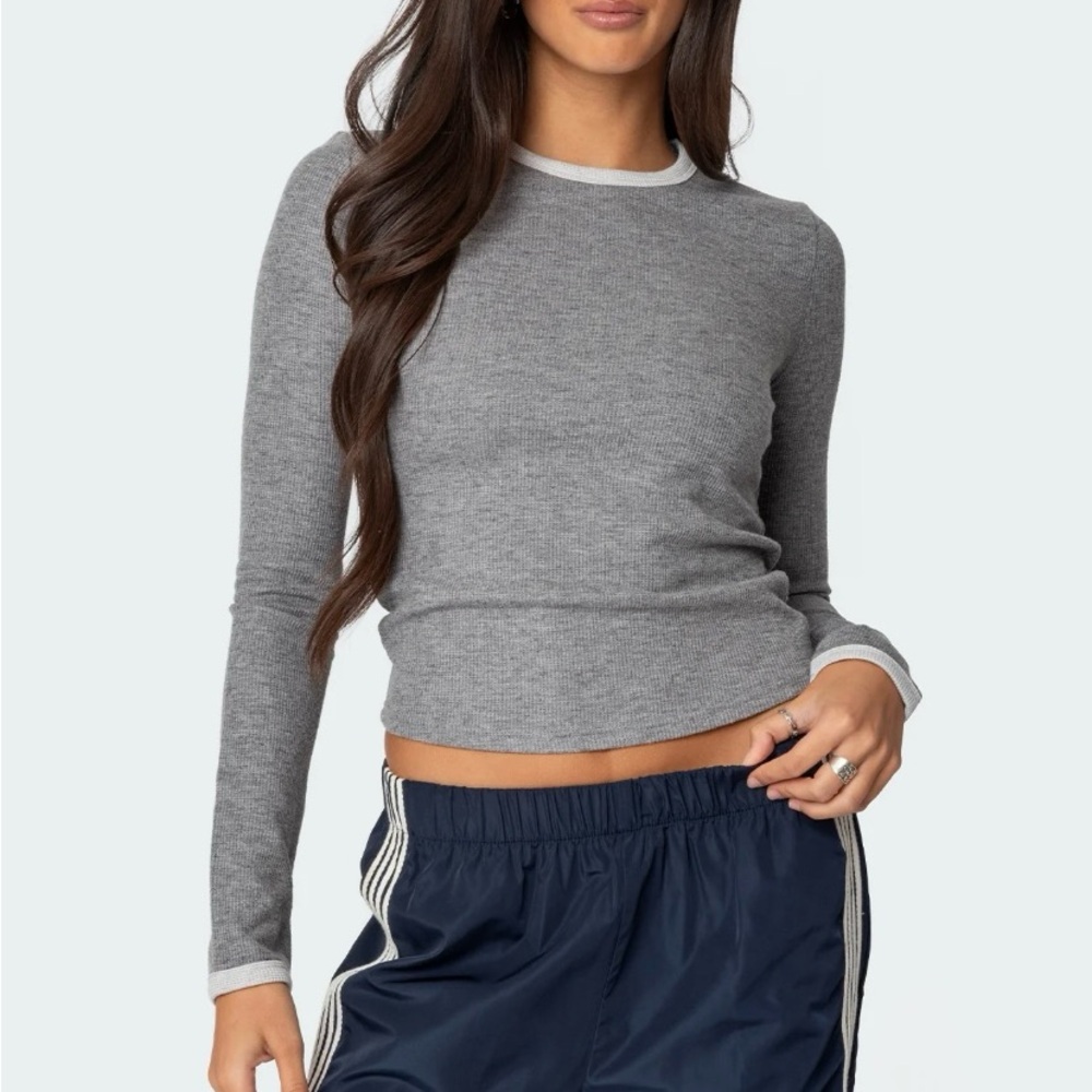 Meghan Waffle Top in the color GRAY MELANGE size medium from Edikted